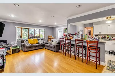 1208 America Avenue, West Babylon, NY 11704 - Photo 9