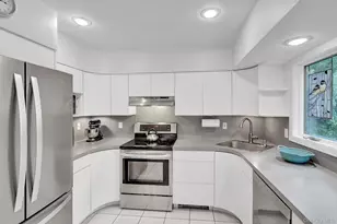 43 Huyler Ct, Setauket, NY 11733 - Photo 11
