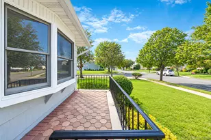 745 Anderson Ave, Franklin Square, NY 11010 - Photo 5