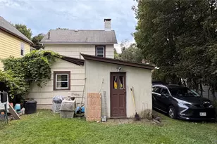 7 Harding St, Middletown, NY 10940 - Photo 3