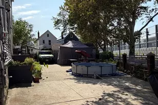 138-02 106th Ave, Jamaica, NY 11435 - Photo 5