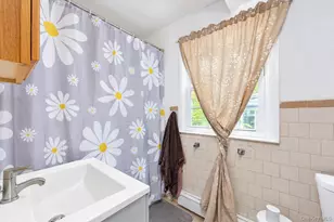 16 Fitchett St, Poughkeepsie, NY 12601 - Photo 13