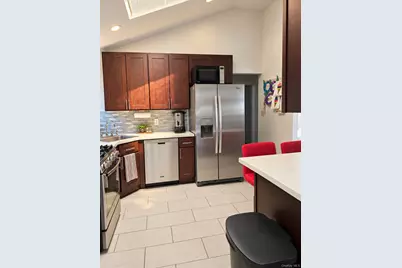 132 Bayswater Boulevard, Inwood, NY 11096 - Photo 3