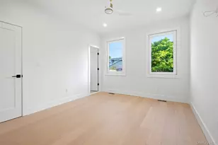 38 Birch Ln, Levittown, NY 11756 - Photo 19