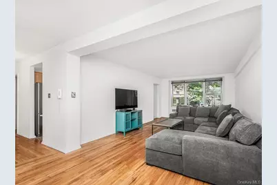 2736 Independence Avenue #2E, Bronx, NY 10463 - Photo 3