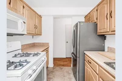 2736 Independence Avenue #2E, Bronx, NY 10463 - Photo 7