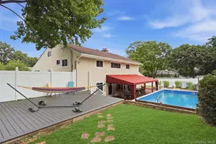 20 Old Town Ln, Huntington, NY 11743 - Photo 25