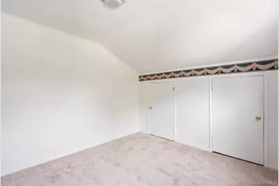 20 Old Town Lane, Huntington, NY 11743 - Photo 11