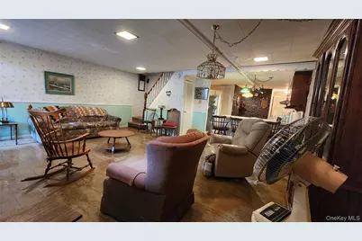 79-04 Kneeland Avenue, Elmhurst, NY 11373 - Photo 19