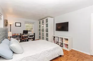 144-76 Village Rd, Jamaica, NY 11435 - Photo 9