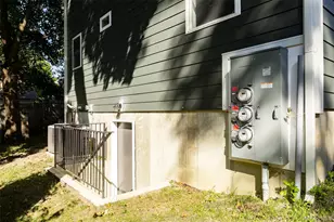 7 Douglas St, Poughkeepsie, NY 12603 - Photo 19
