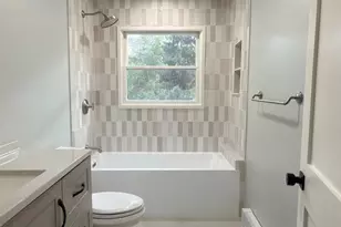 19 Bunkerhill Dr, Huntington, NY 11743 - Photo 17