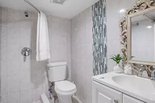 111-15 158th St, Jamaica, NY 11433 - Photo 21