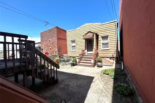 59-51 56th Dr, Maspeth, NY 11378 - Photo 23