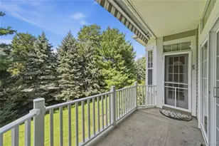 39 Symphony Dr, Lake Grove, NY 11755 - Photo 17