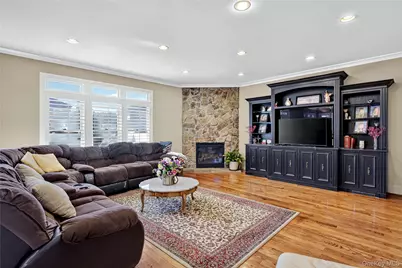 3414 Manchester Road, Wantagh, NY 11793 - Photo 13