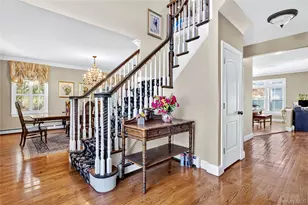 3414 Manchester Rd, Wantagh, NY 11793 - Photo 3