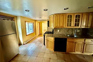 73 Davison Ave, Lynbrook, NY 11563 - Photo 7