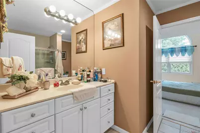 176 Merrick Road #10, Amityville, NY 11701 - Photo 25