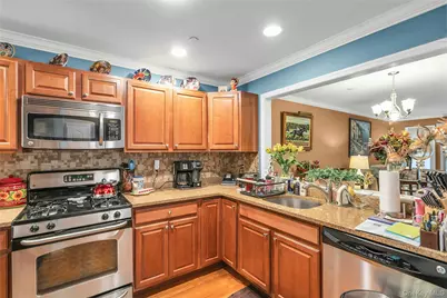 176 Merrick Road #10, Amityville, NY 11701 - Photo 19