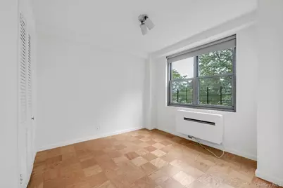 61-20 Grand Central Parkway #C303, Forest Hills, NY 11375 - Photo 13