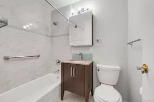 61-20 Grand Central Pkwy, Forest Hills, NY 11375 - Photo 17