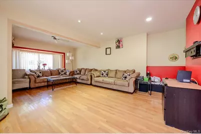 950 Edison Avenue, Bronx, NY 10465 - Photo 3