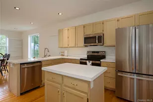 85 Roosevelt Dr, Poughquag, NY 12570 - Photo 17