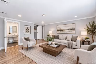919 Park Court, Valley Stream, NY 11581 - Photo 21