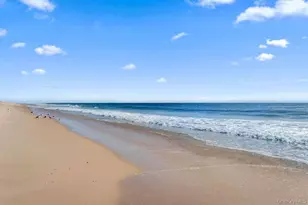 697 Dune Rd, Westhampton Dunes, NY 11978 - Photo 17
