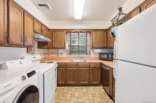 6 Surf Dr, Amagansett, NY 11930 - Photo 17