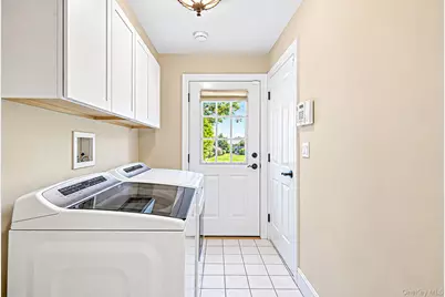9 Franciscan Lane, Smithtown, NY 11787 - Photo 31