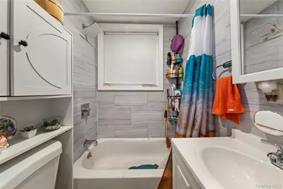 1814 Phelan Place, Bronx, NY 10453 - Photo 15