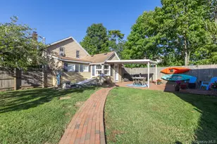455 Montauk Hwy, Eastport, NY 11941 - Photo 17