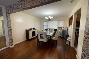 230 Westbury Blvd, Hempstead, NY 11550 - Photo 9