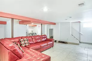 230 Westbury Blvd, Hempstead, NY 11550 - Photo 23
