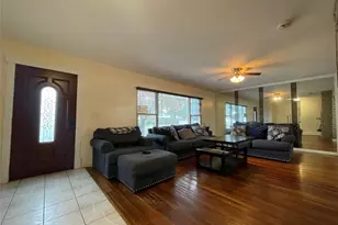 230 Westbury Blvd, Hempstead, NY 11550 - Photo 7