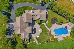 38 The Helm, East Islip, NY 11730 - Photo 27