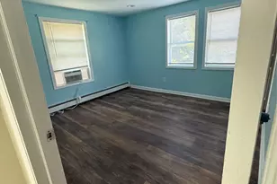 7 Park Ave, Patchogue, NY 11772 - Photo 5