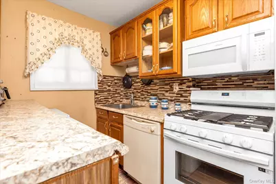 22617 Hillside Avenue #S09, Queens Village, NY 11427 - Photo 9