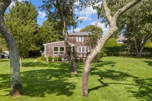 70 Middle Pond Rd, Southampton, NY 11968 - Photo 25