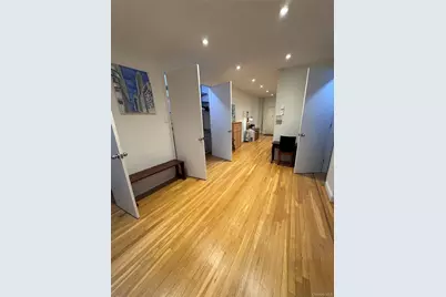 4220 Kissena Blvd  Apt D2, Flushing, NY 11355 - Photo 11