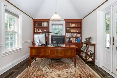 209 Beechmont Drive, New Rochelle, NY 10804 - Photo 17