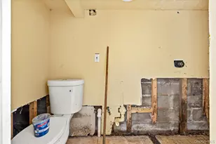 155-41 116th Dr, Jamaica, NY 11434 - Photo 21