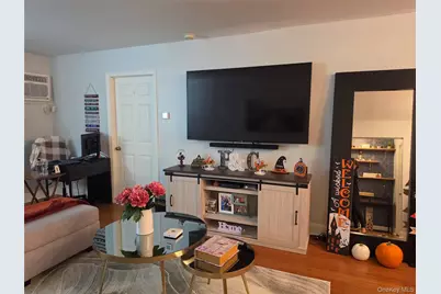 320 Country Club Lane, Pomona, NY 10970 - Photo 17