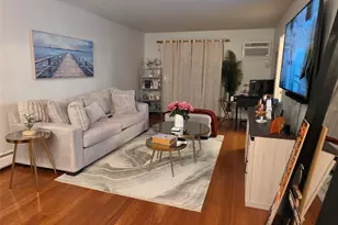 320 Country Club Ln, Pomona, NY 10970 - Photo 11