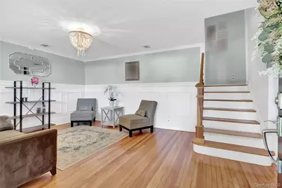 719 Glenridge Lane, East Northport, NY 11731 - Photo 13
