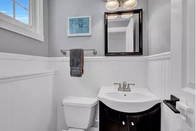 719 Glenridge Lane, East Northport, NY 11731 - Photo 21