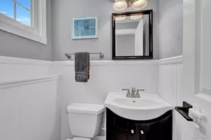 719 Glenridge Ln, East Northport, NY 11731 - Photo 21