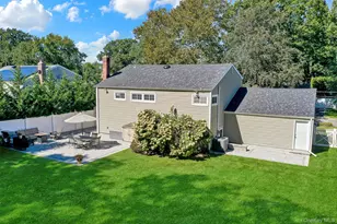 719 Glenridge Ln, East Northport, NY 11731 - Photo 5